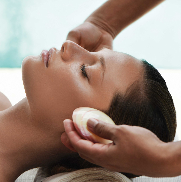 HIGHLIGHT | Lava Shell Massage